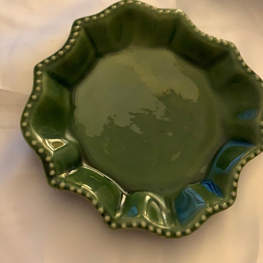 California pantry green dish 6’